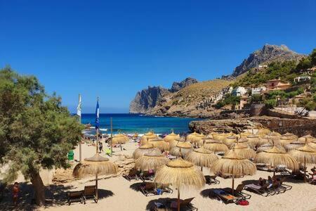 Gorgeous Renovated Cala Sant Vicenc Beach Villa Cala de Sant Vicenc المظهر الخارجي الصورة